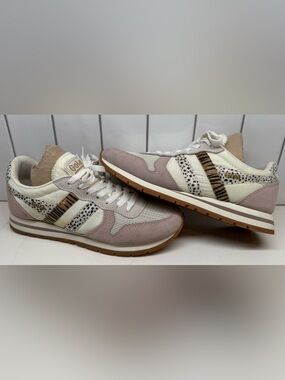 Gola Classics Daytona Safari Sneaker Women's Size 9 Blush Off White Fashion Shoe